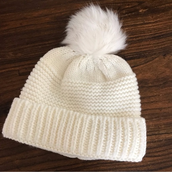 ▪️Knit Beanie with Fur PomPom - Picture 1 of 4